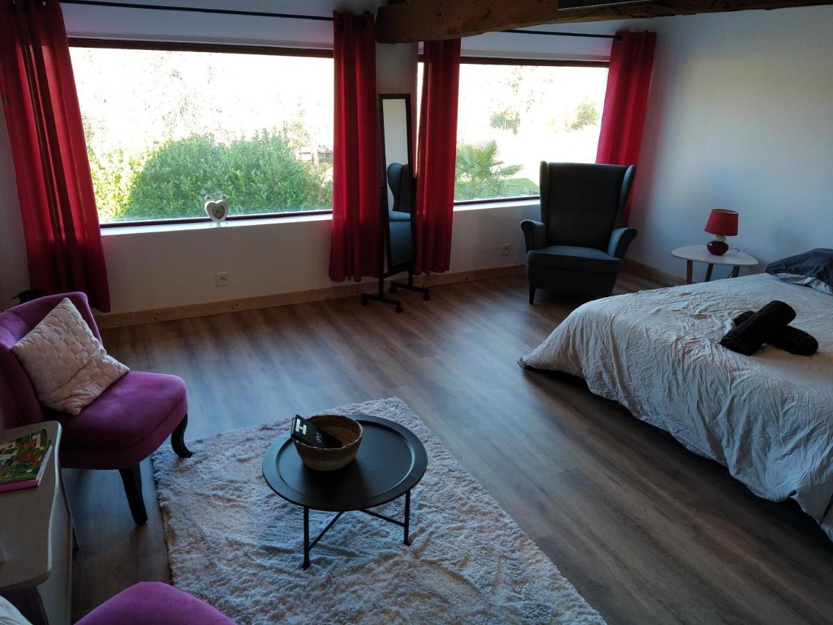 Gite "La Renaudaie" - Piscine Juvigny Les Vallees Kültér fotó